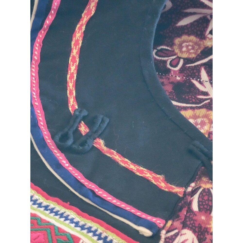 Vtg  Handcrafted Embroidered Art to Wear Boho Vest - Picture 7 of 15
